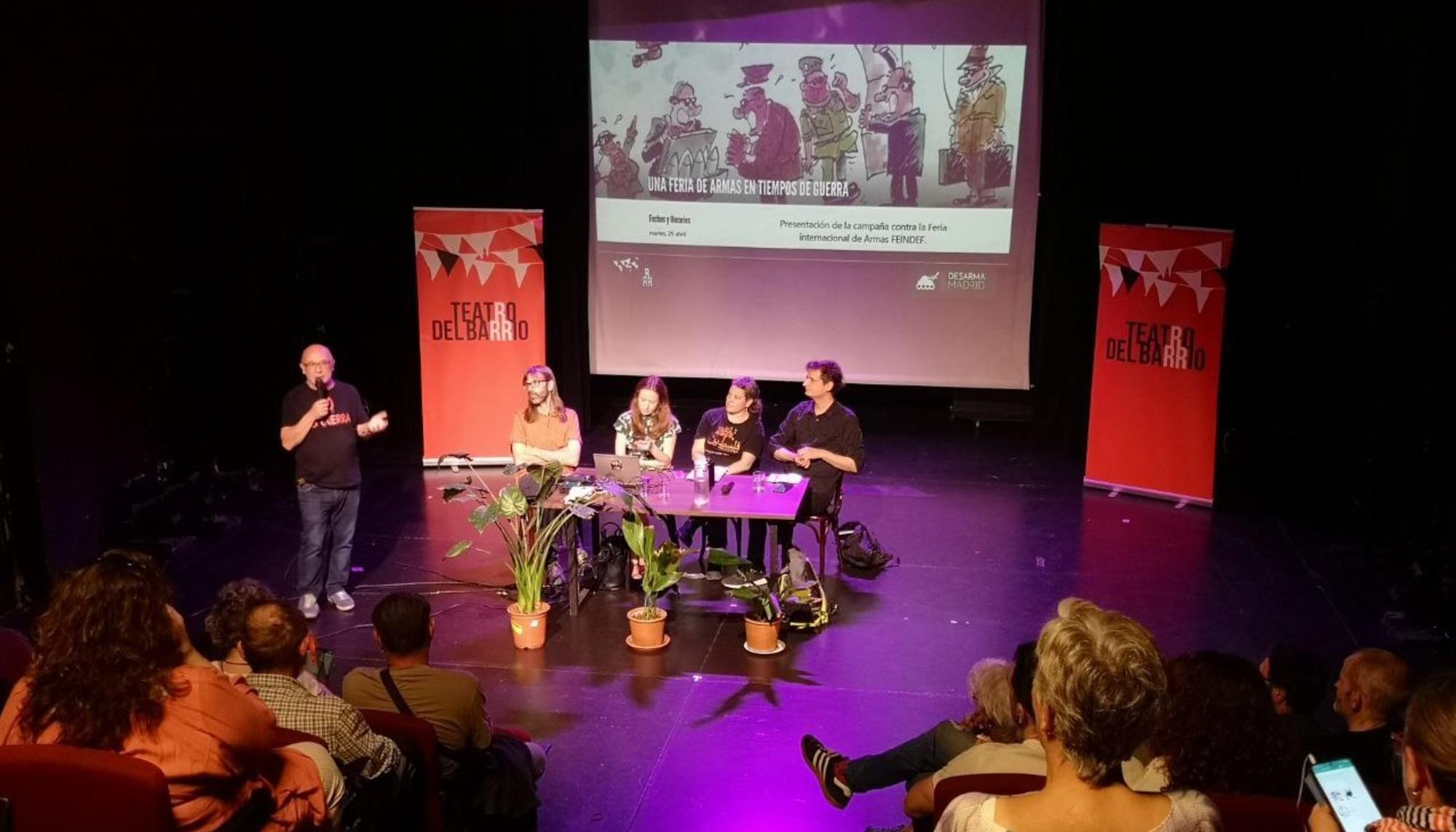 FEINDEF2023 Mesa redonda en el Teatro del Barrio